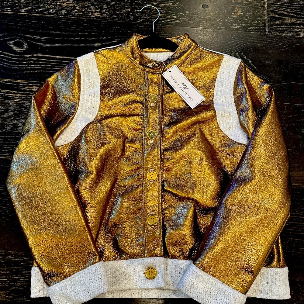 Never a Wallflower, women’s gold cropped jacket
